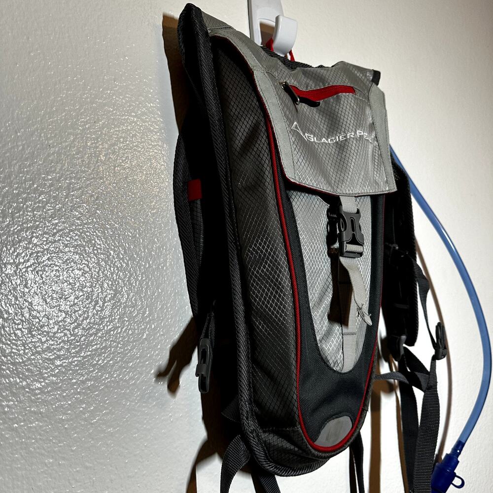 Glacier Peak Hydration Pack Backpack Lightweight … - image 3